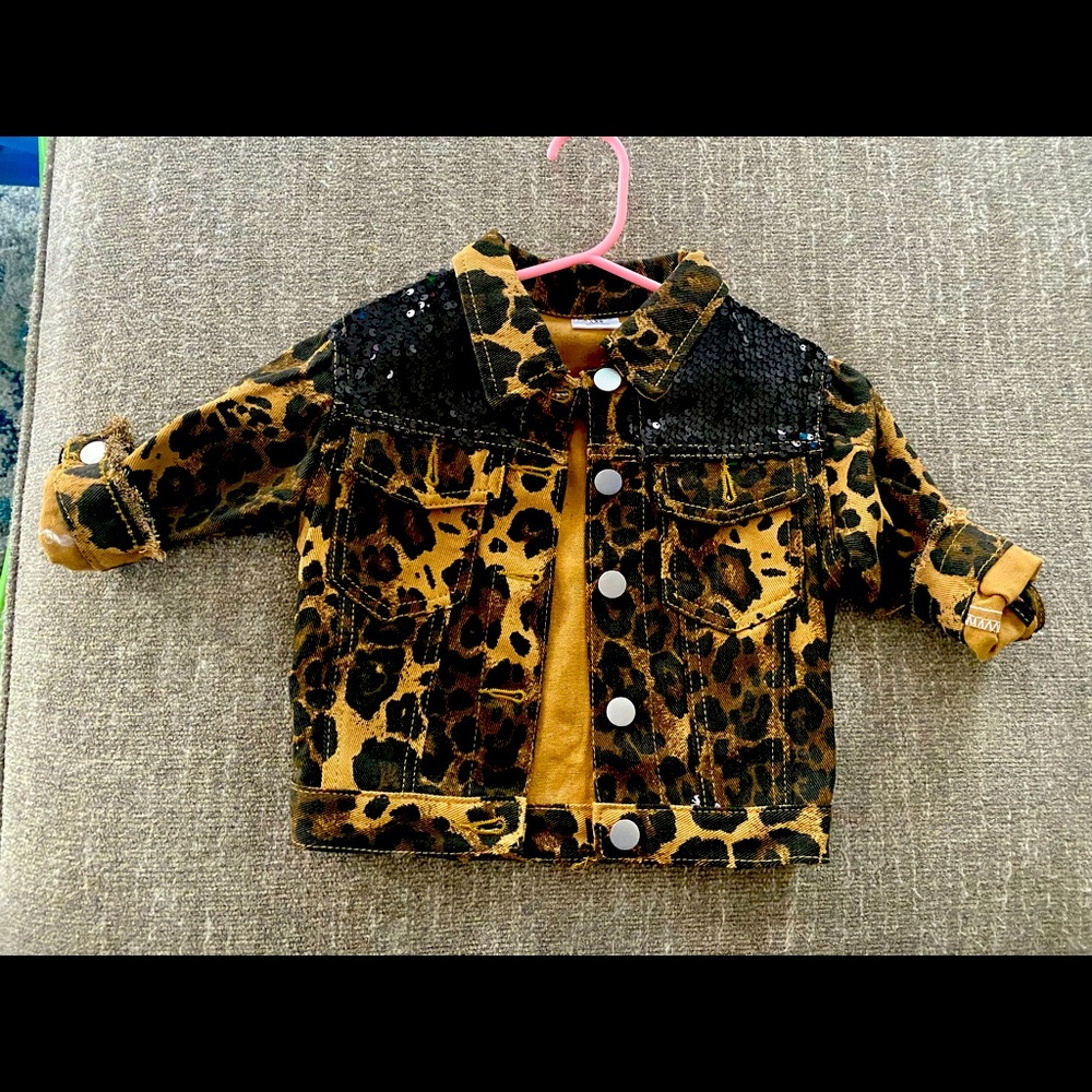 Toddler leopard print jacket with sequins size XXS- fits like a 18-24M or 2T